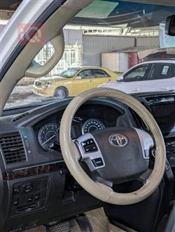 تۆیۆتا لاند کروزەر